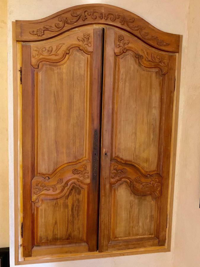 Authentique Bijou Coeur D'orange A 2 Pas Du Theatre Antique!